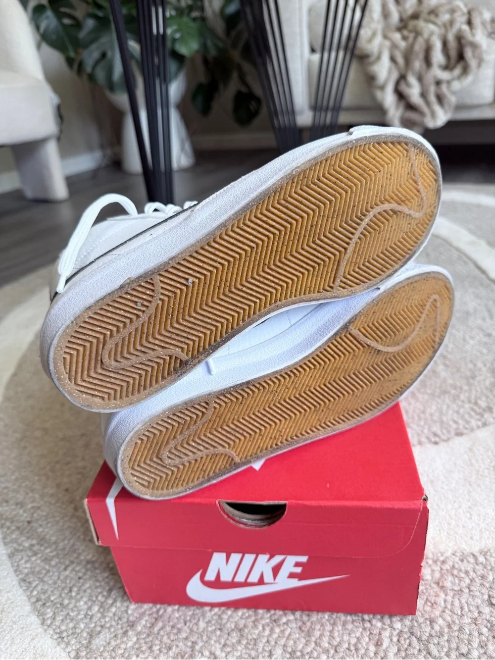Nike Blazer Mid 77